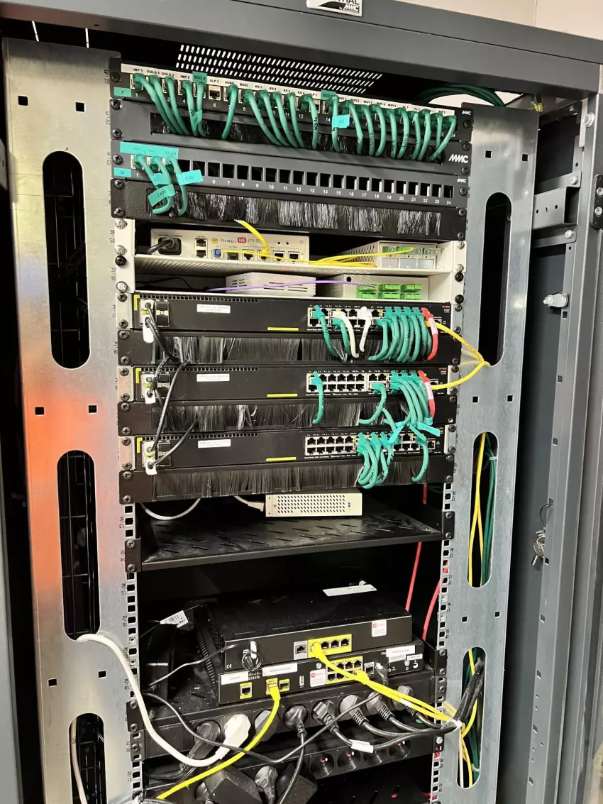 Installation et entretien de réseaux informatiques